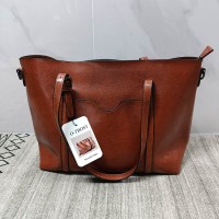 O-TBOST Brown Leather Shoulder Bag – Classic Design with Adjustable Strap and Multiple Compartments